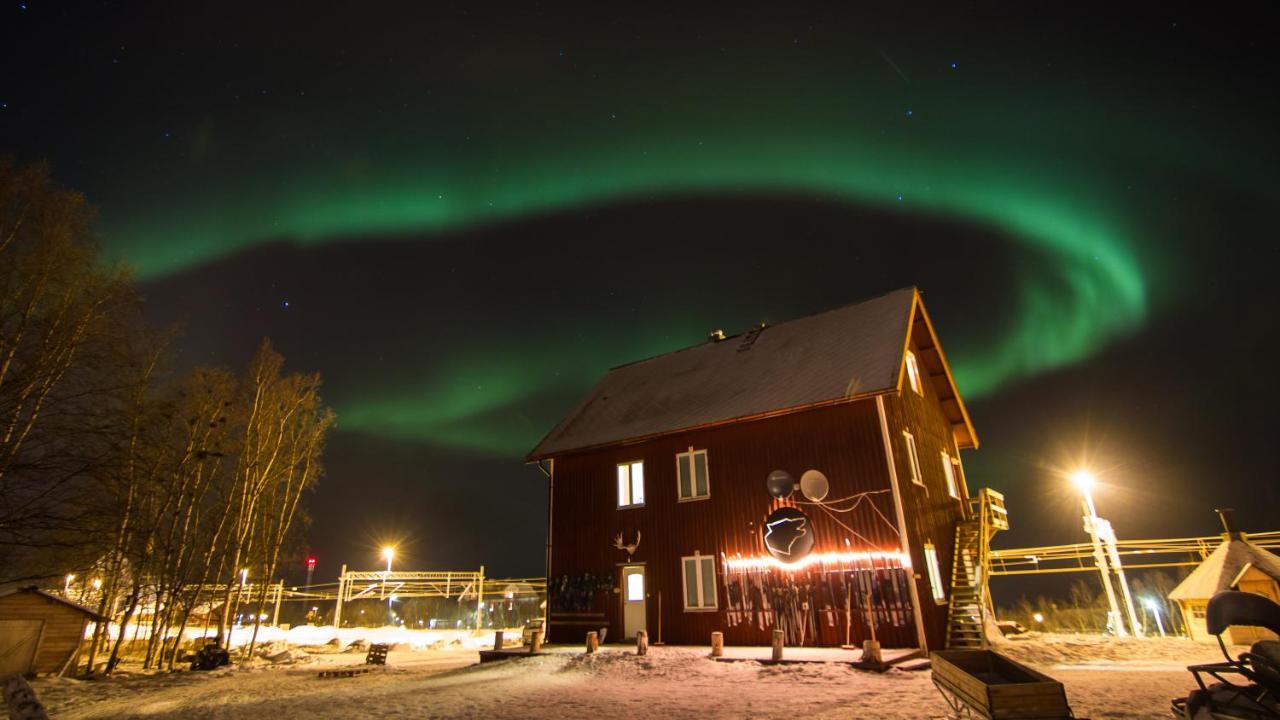 Abisko Net Hostel & Huskies Exterior photo